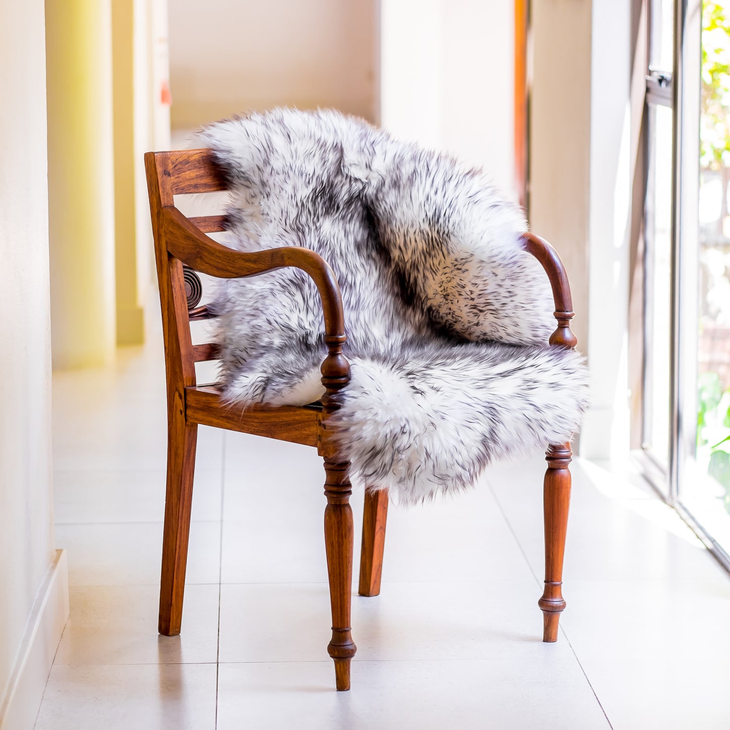 Long Wool Sheepskin | Wolf Tip