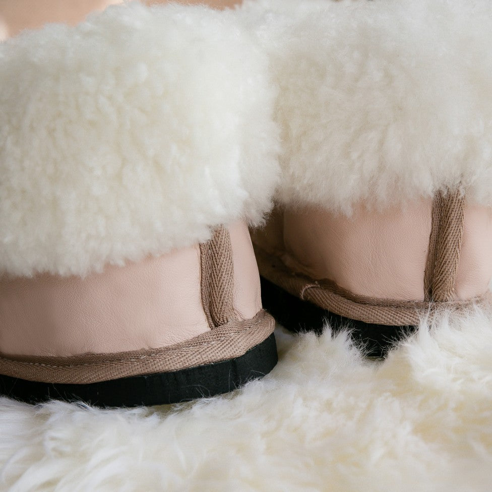Cosy Shepherd | Ballet Pink | Leather