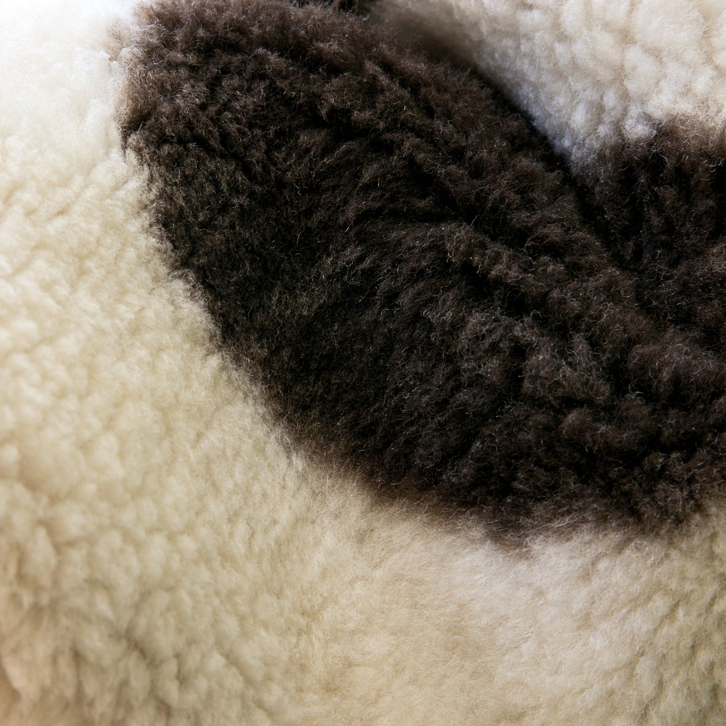 Crossbreed Sheepskin | Spots