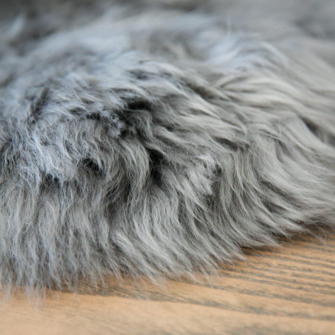 Long Wool Sheepskin | Light Grey