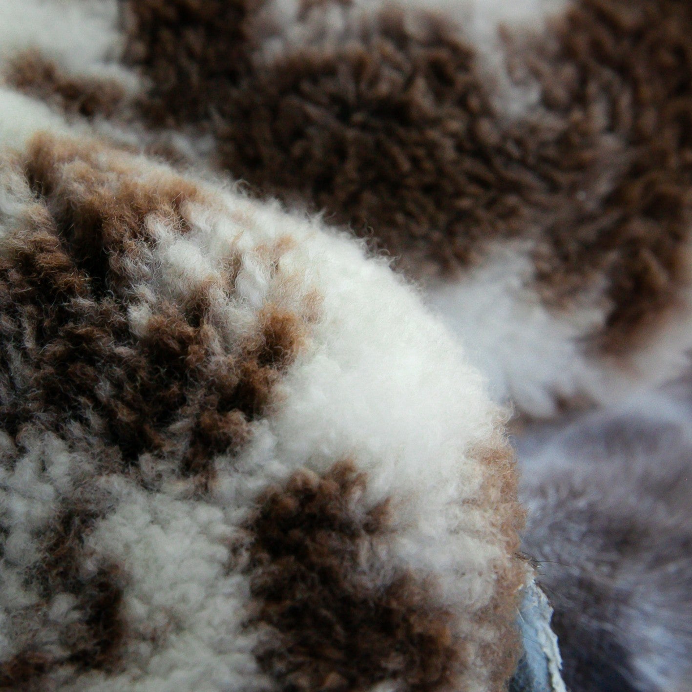 Crossbreed Sheepskin | Natural With Brown Dots