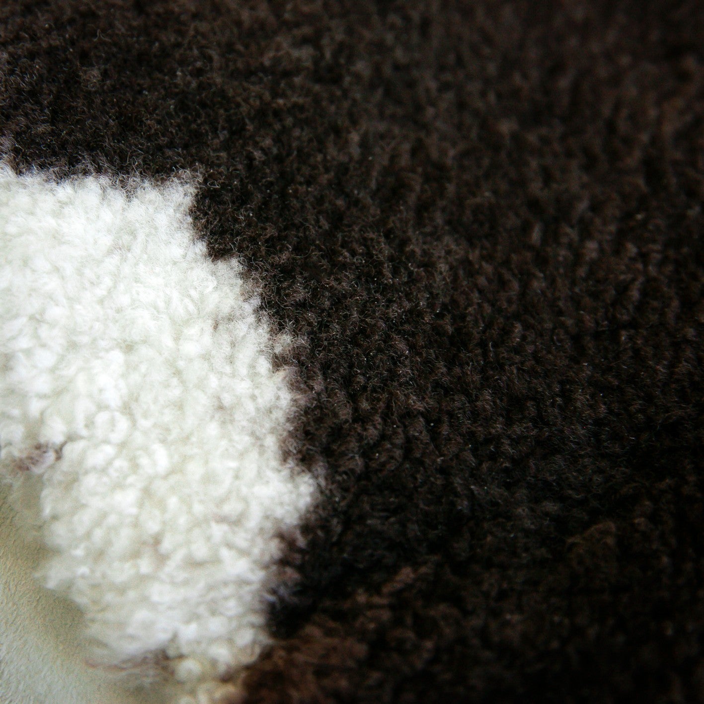 Crossbreed Sheepskin | Natural With Brown Markings