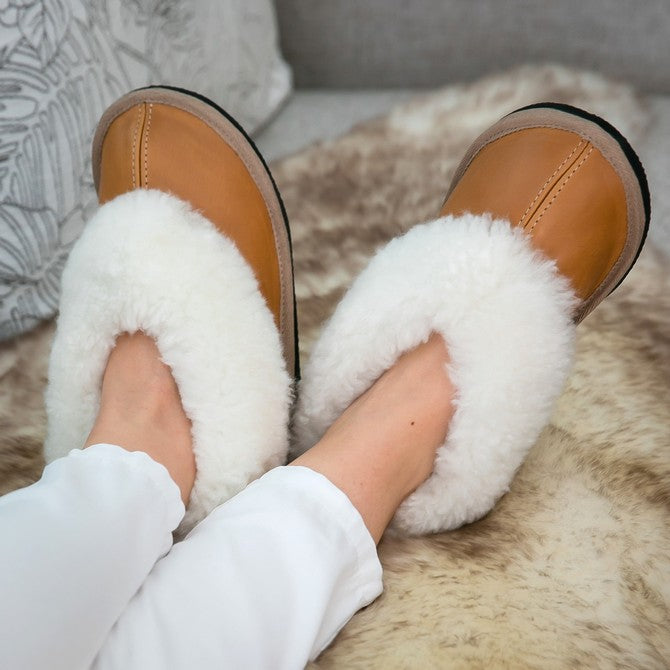Cosy Shepherd | Toffee | Leather