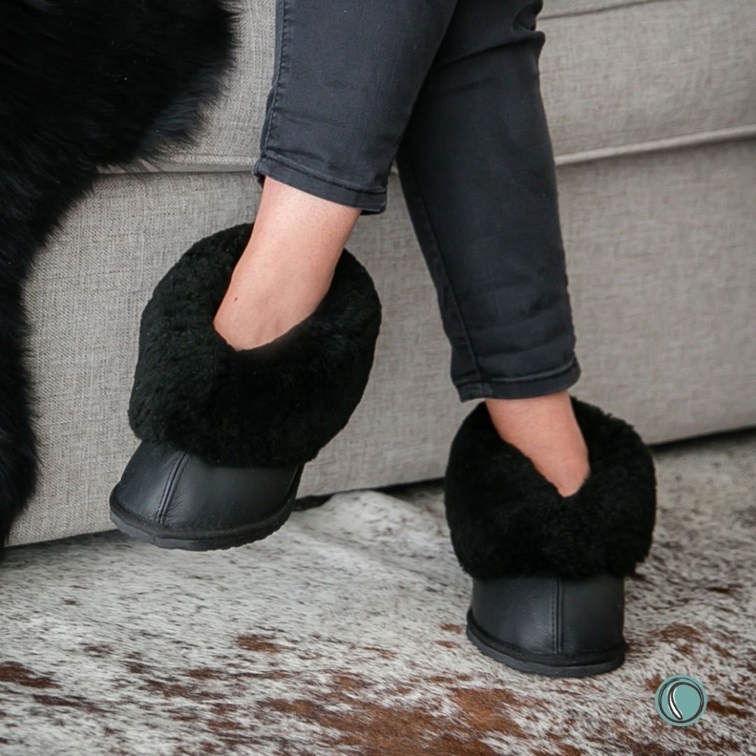 Cosy Shepherd Slippers | Black | Leather & Sheepskin