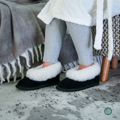 Cosy Shepherd Slippers | Black | Suede & Sheepskin