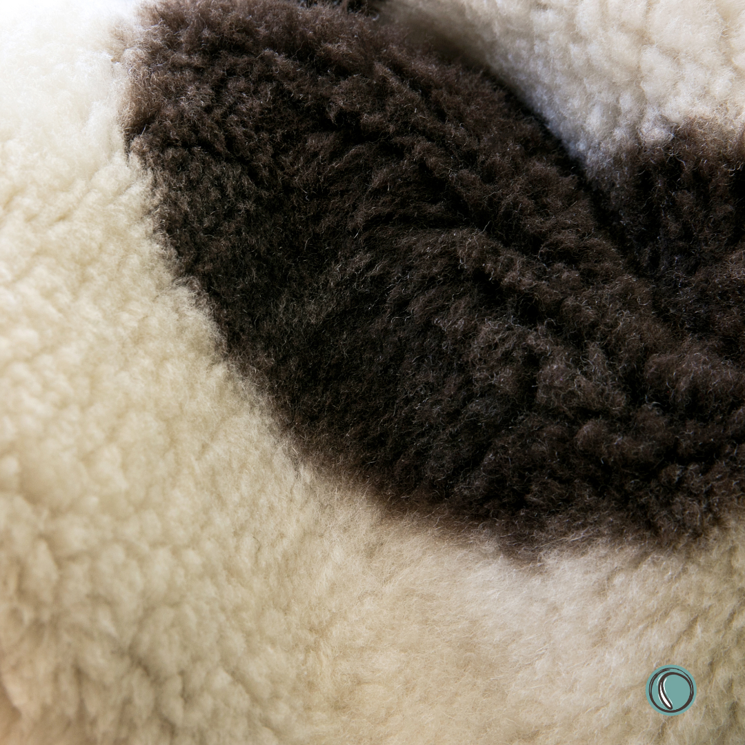 Crossbreed Sheepskin | Spots