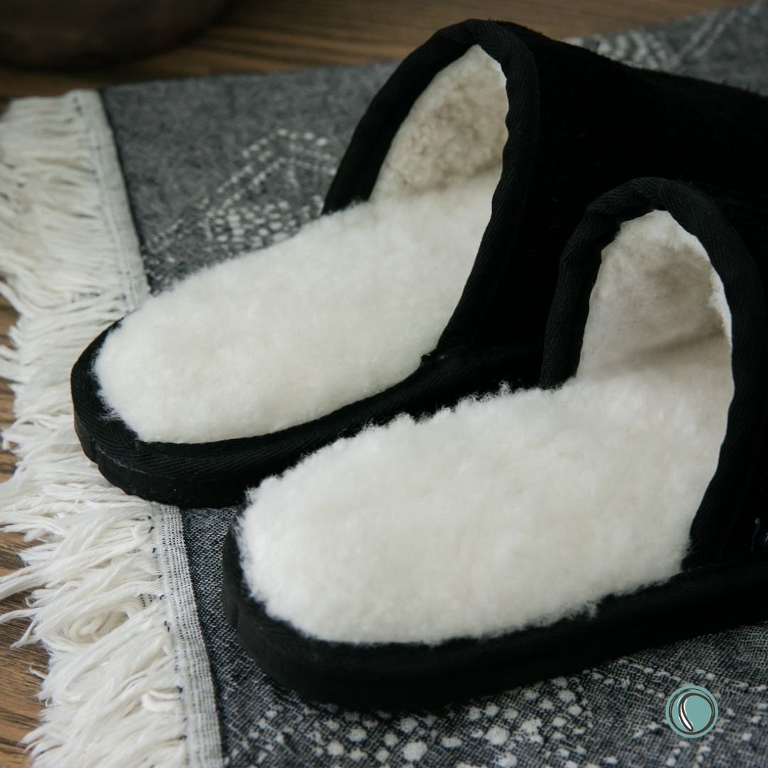 Mule Binding Collar Slippers | Slip-On | Black | Suede & Sheepskin