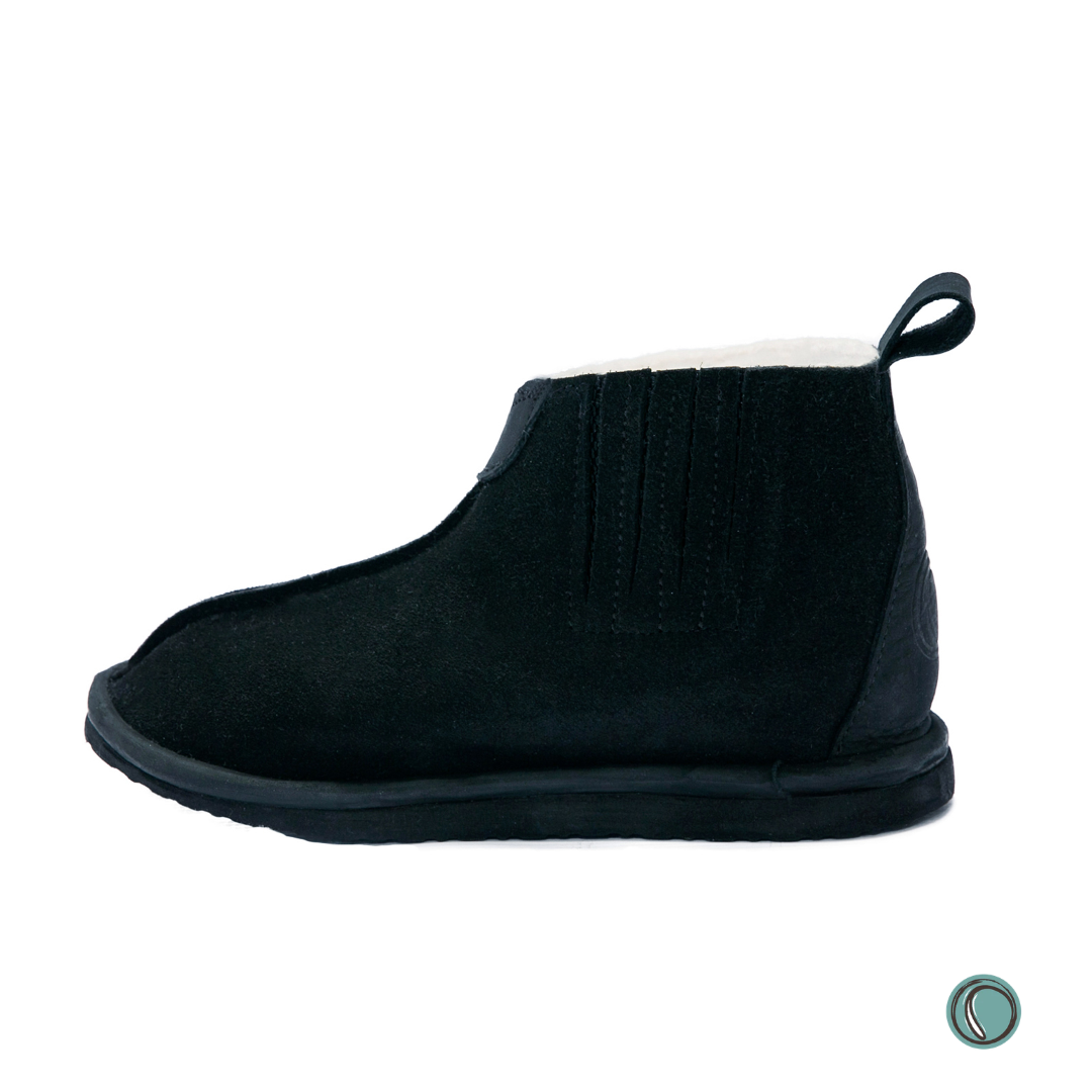 Shushu Ankle Boots | Black | Sheepskin & Suede