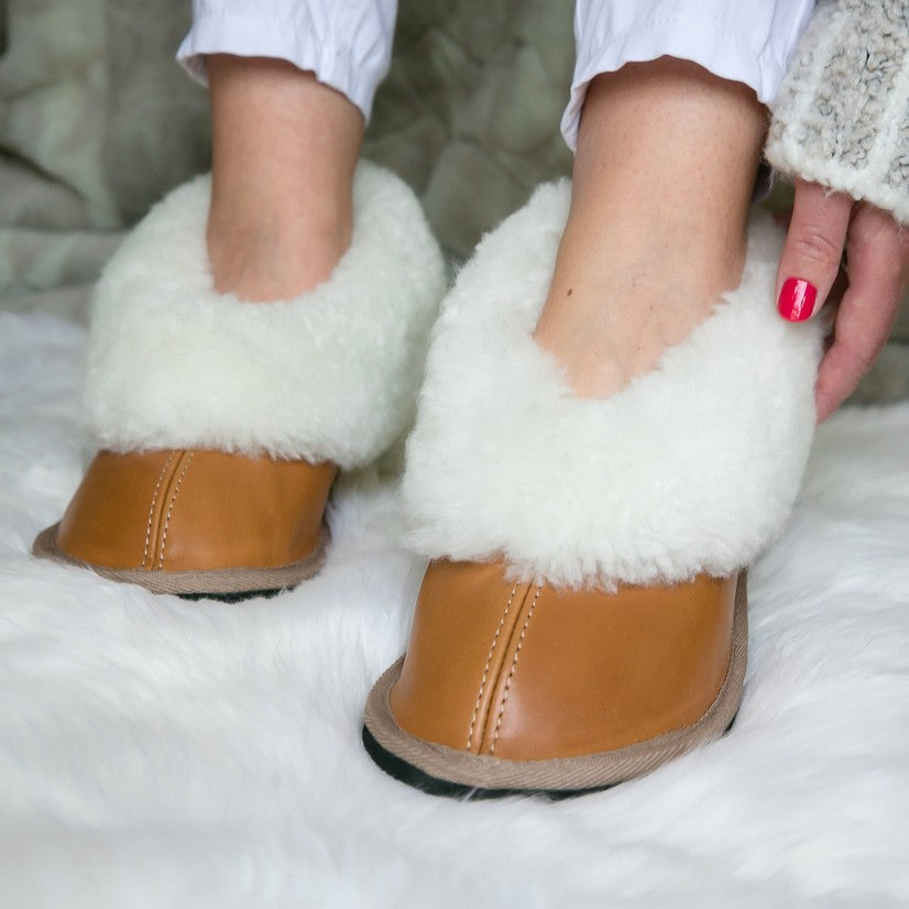 Cosy Shepherd | Toffee | Leather
