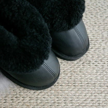 Cosy Shepherd | Black | Leather