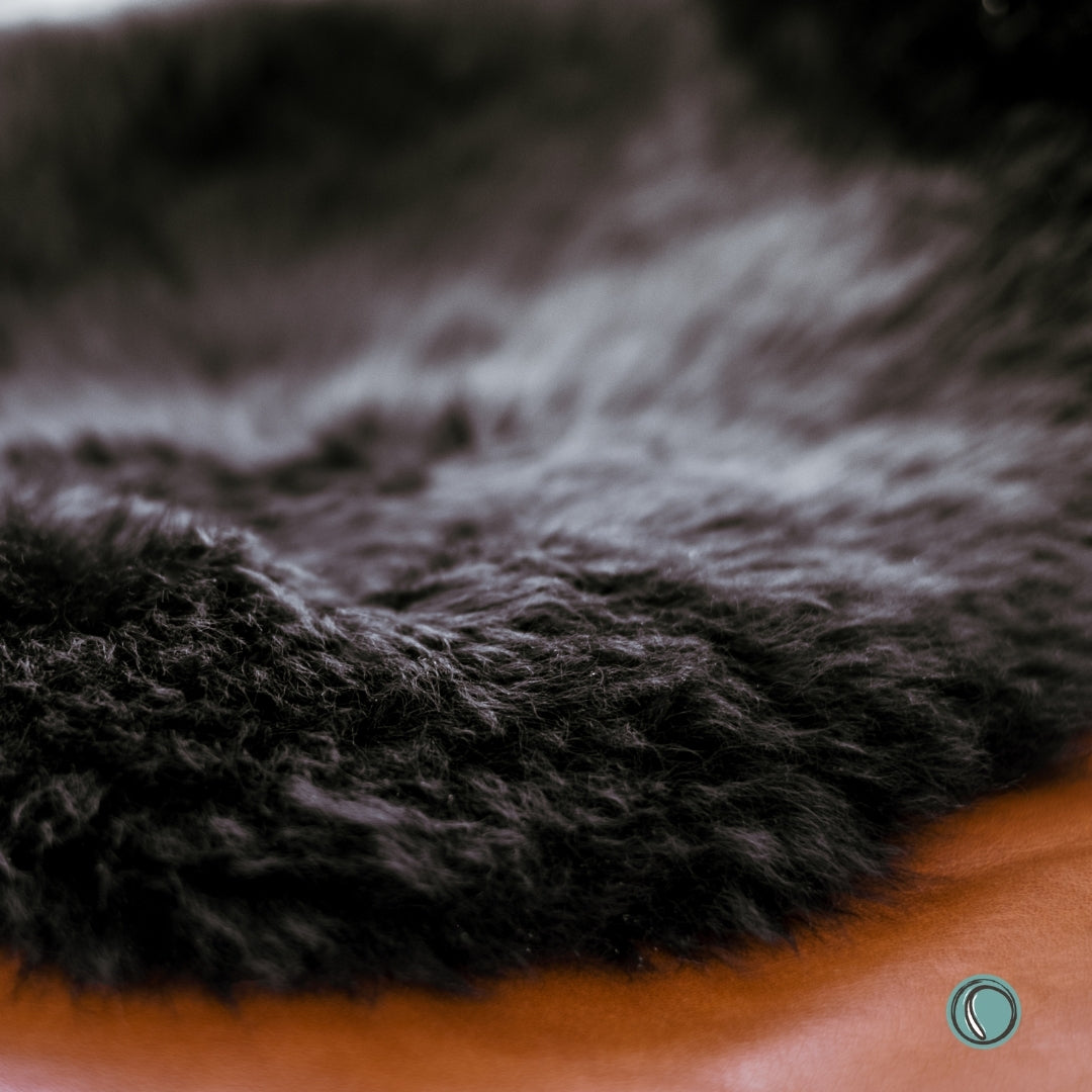 Long Wool Sheepskin | Black
