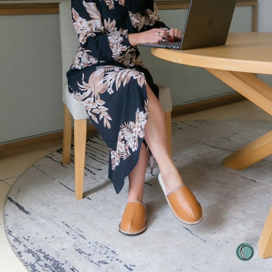 Mule Binding Collar Slippers | Slip-On | Toffee | Leather & Sheepskin